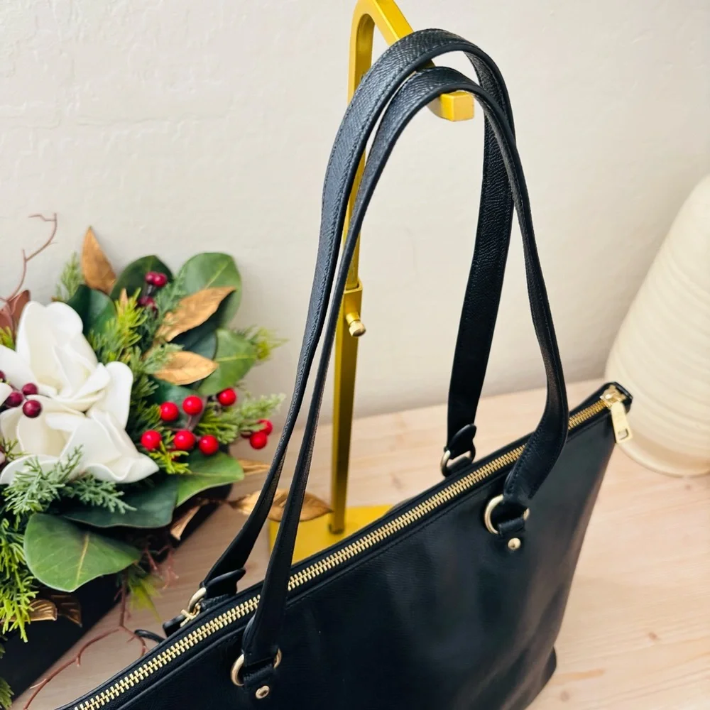 Coach sleek black